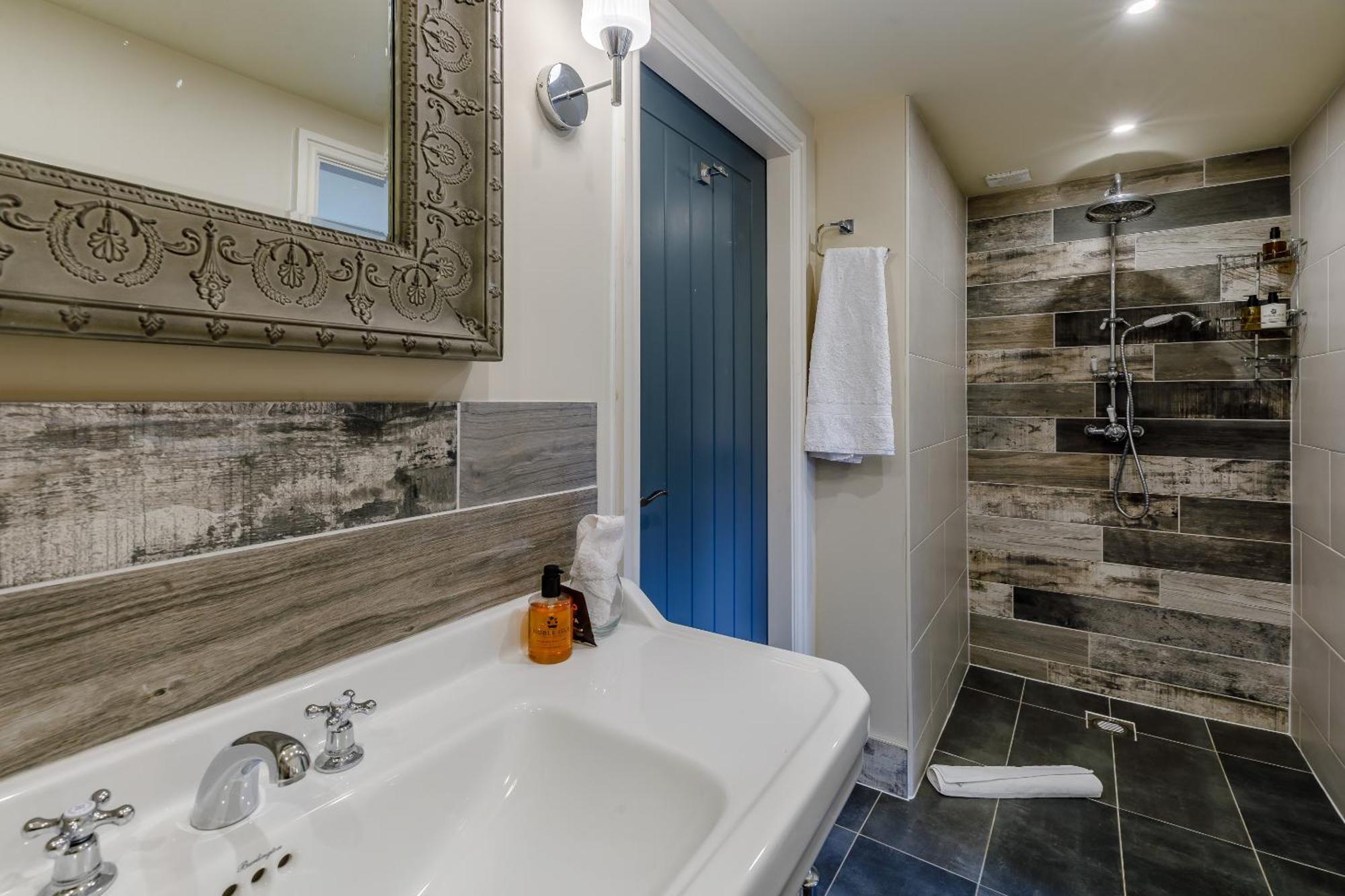 The Grousemoor - North Wales Luxury 7 Bedroom Holiday Rental Llandegla ภายนอก รูปภาพ